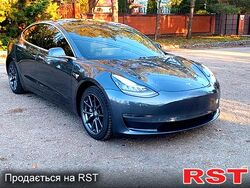 Tesla Model 3 купити авто